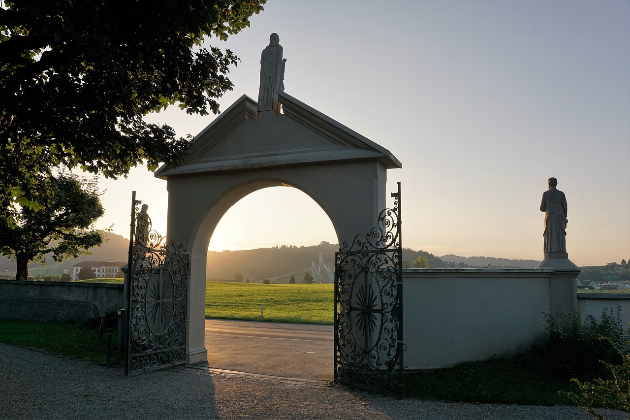 Einsiedeln, Kapinės, Užuojautos, Akmens Figūra, Žmogus, Gamta, Atsisveikinimas, Sveiki, Šešėlis, Vasara