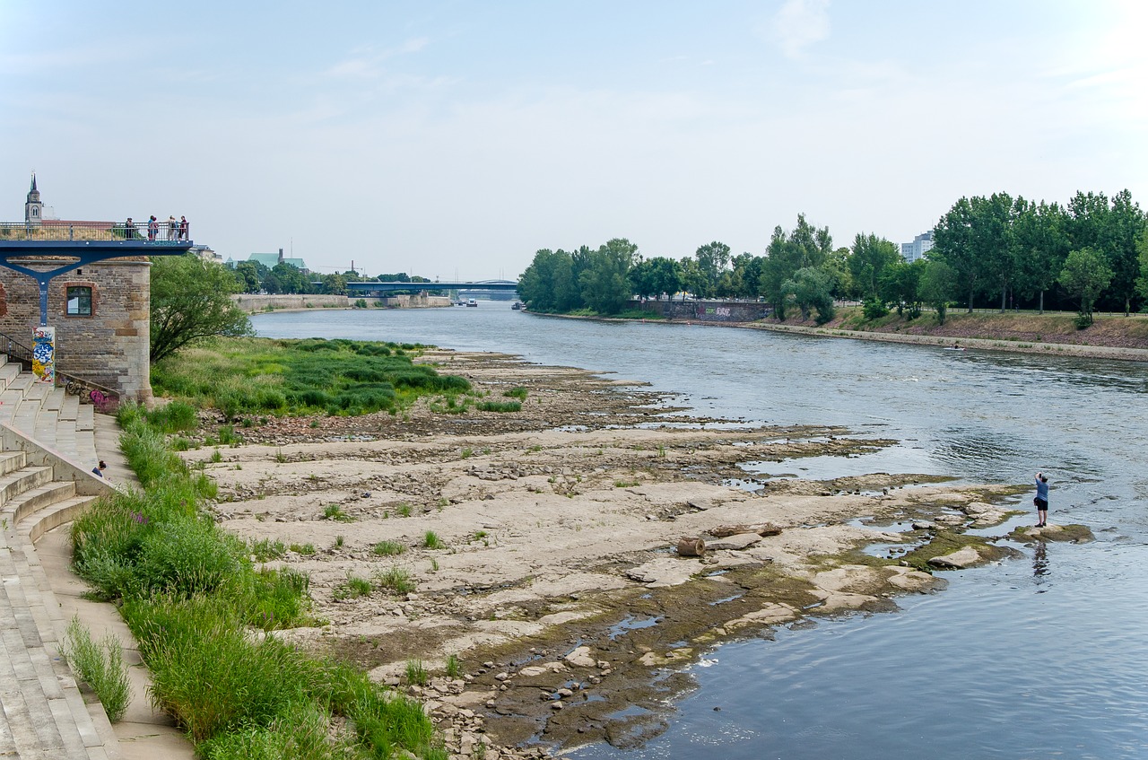 Elbės,  Domfelsen,  Magdeburg,  Atoslūgis,  Saxony-Anhalt,  Elbpromenade,  Kraštovaizdis,  Raudonas Signalas Parkas,  Upė,  Upės Vaga