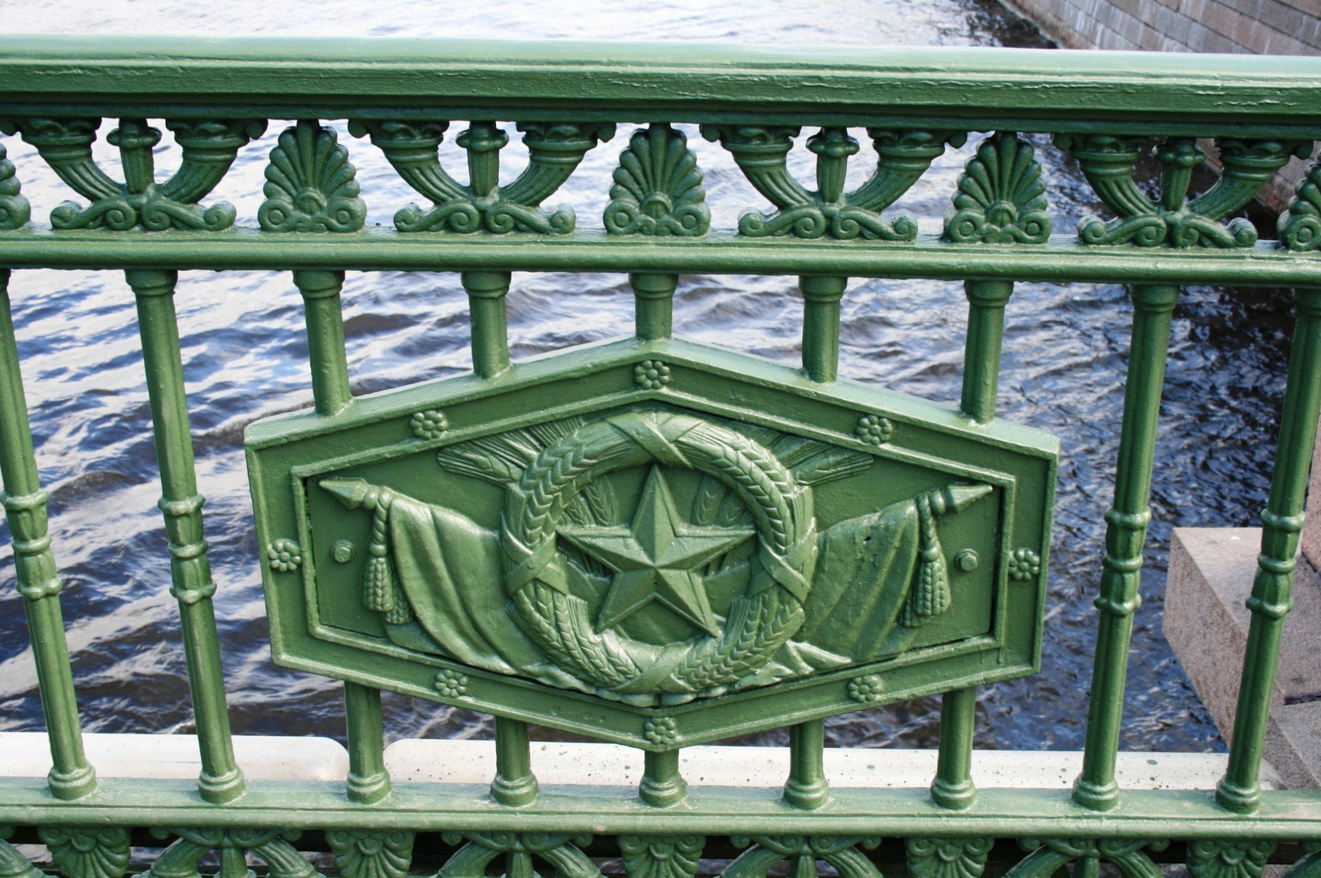 Tiltas,  Turėklai,  Žalias,  Dizainas,  Emblema,  Jūrų,  Upė,  Emblema Ant Tilto,  Sankt Peterburgas, Nemokamos Nuotraukos