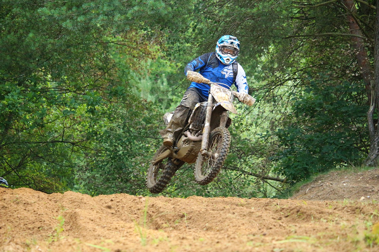 Enduro, Kirsti, Motokroso, Motociklas, Lenktynės, Sportas, Motokroso Važiavimas, Dirtbike, Motociklų Sportas, Lenktynės