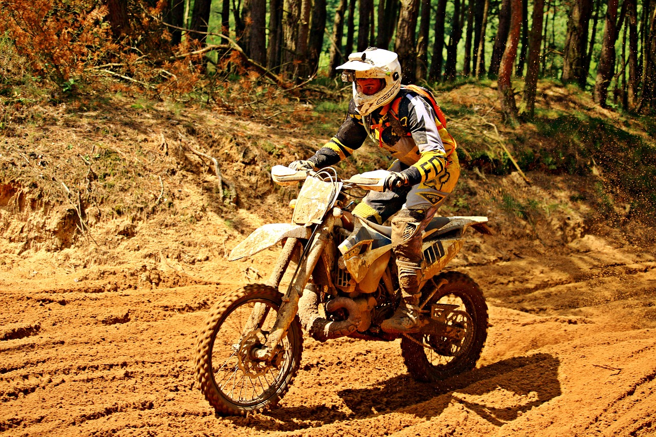 Enduro, Motociklas, Dirtbike, Motokroso, Sportas, Motokroso Važiavimas, Lenktynės, Kirsti, Motorsportas, Lenktynės