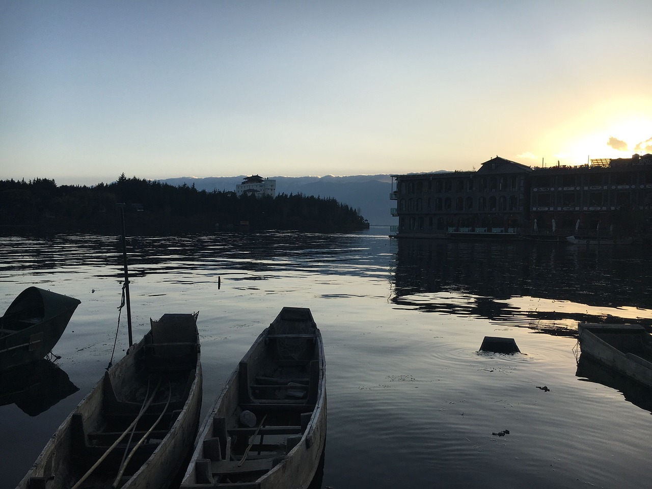 Erhai Ežeras, Yunnan Provincijoje, Laivas, Nemokamos Nuotraukos,  Nemokama Licenzija