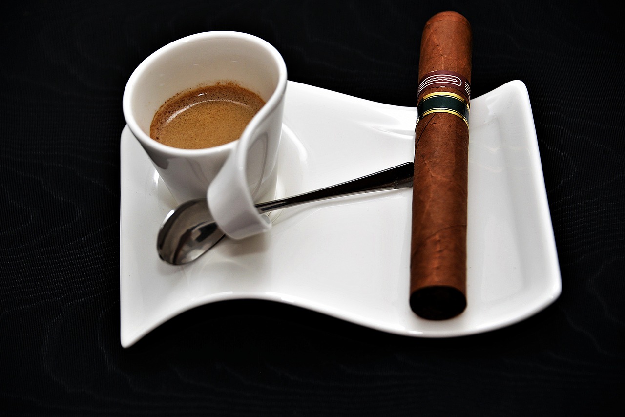 Espresso, Cigaras, Kava, Mėgautis, Naudos Iš, Kofeinas, Kavos Puodelis, Stimuliatorius, Skanus, Nemokamos Nuotraukos