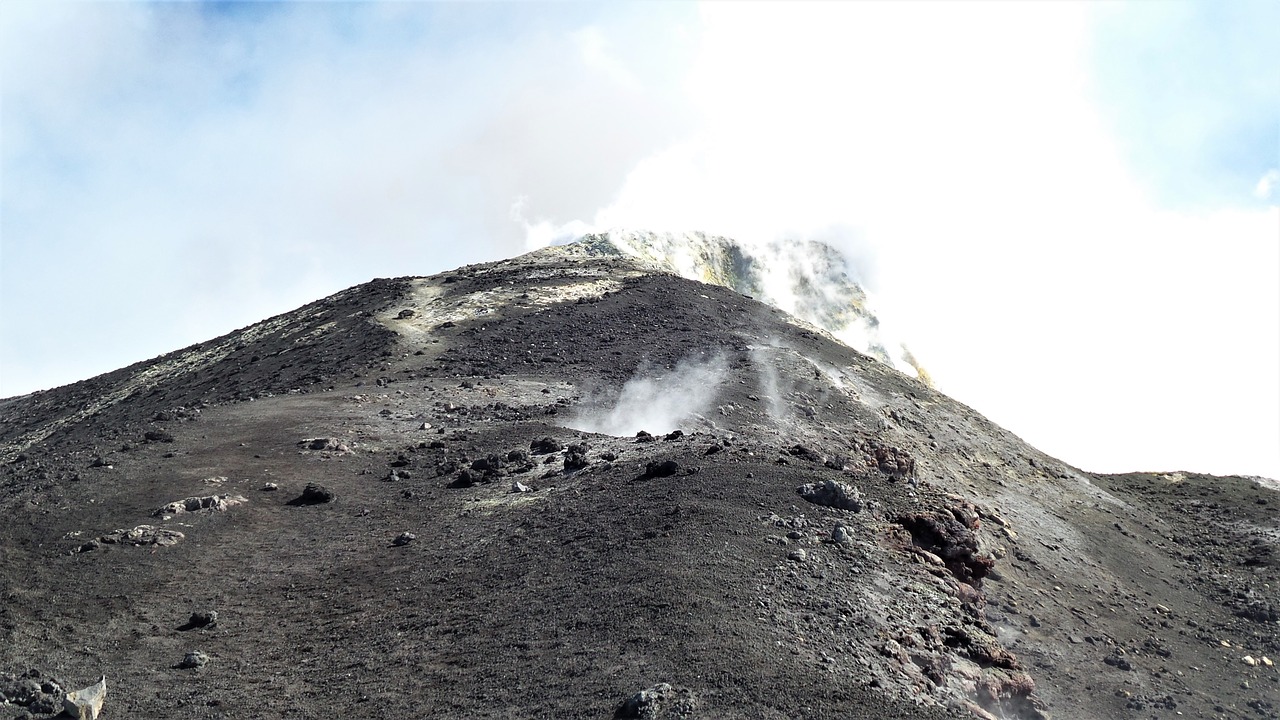 Etna, Sicilija, Italy, Vulkanas, Aktyvus, Sieros Garai, Siera, Nemokamos Nuotraukos,  Nemokama Licenzija