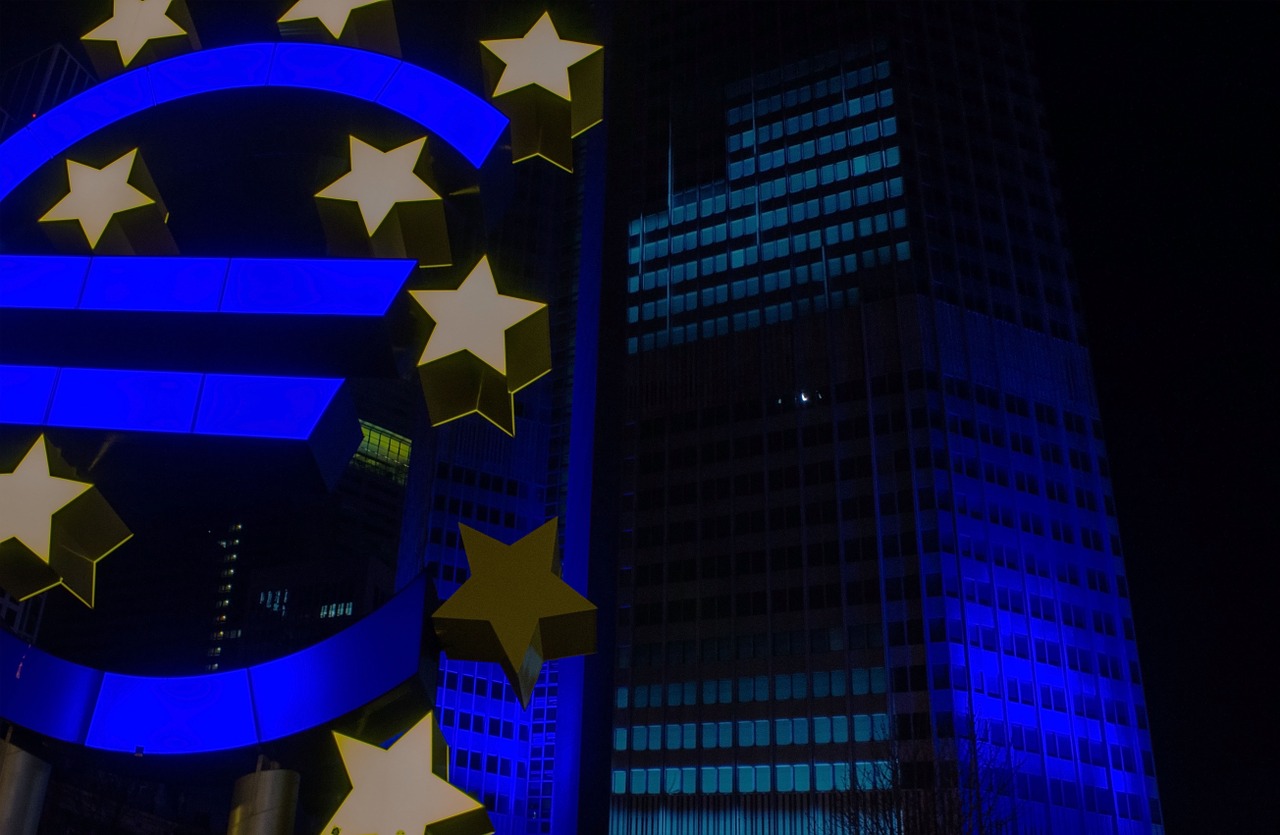 Euras, Centrinis Bankas, Frankfurtas, Europos Centrinis Bankas, Ecb, Dangoraižis, Luminale, Nemokamos Nuotraukos,  Nemokama Licenzija