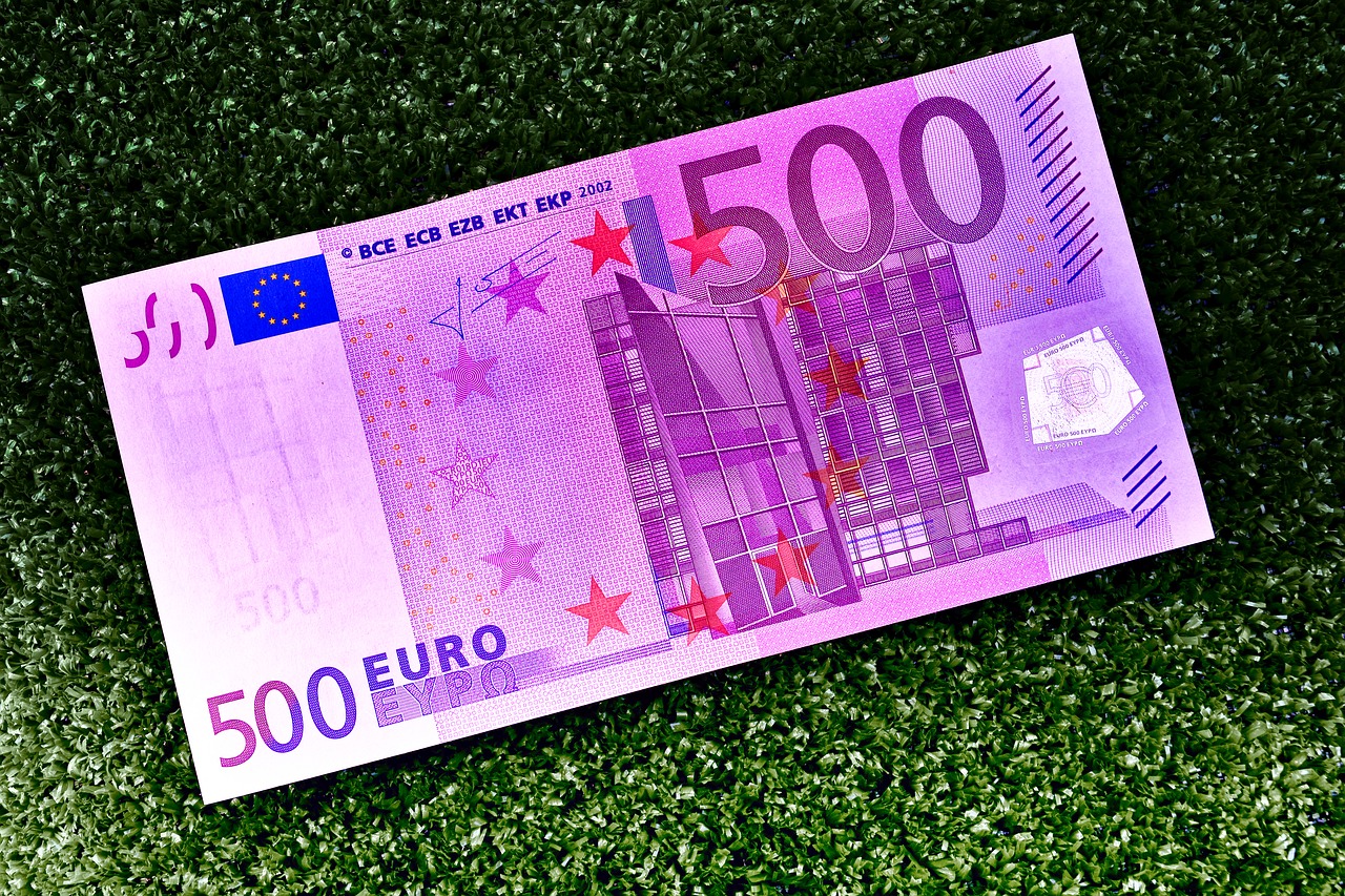 Euro,  500,  Dolerio Kupiūra,  Pinigai,  Valiuta,  Popieriniai Pinigai,  500 Eurų,  Finansai,  Banknotų,  Atrodo