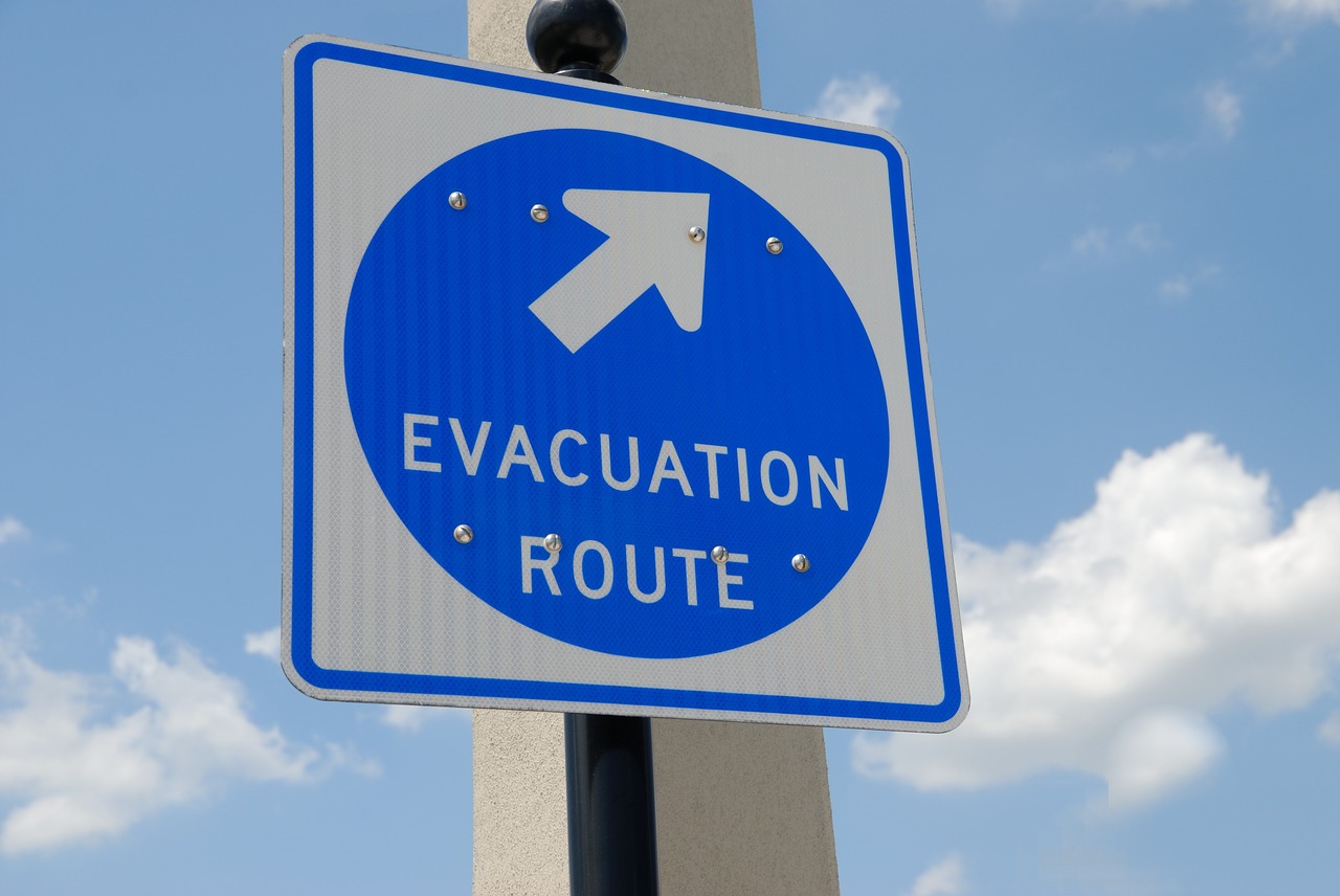 Evakuacijos Ženklas, Ženklai, Saugumas, Skubus Atvėjis, Kryptis, Pabegti, Išeiti, Saugumas, Kelias, Simbolis
