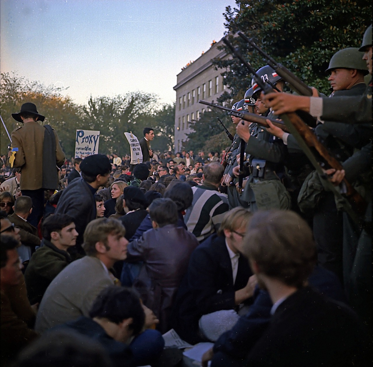 Įvykis, Prieš Vietnamiečių Karą, Įėjimas Į Penkiakampį, 1967 M. Spalio Mėn ., Protestuotojai, Sėdėti, Karinė Policija, Protestas, Opozicija, Kariuomenė