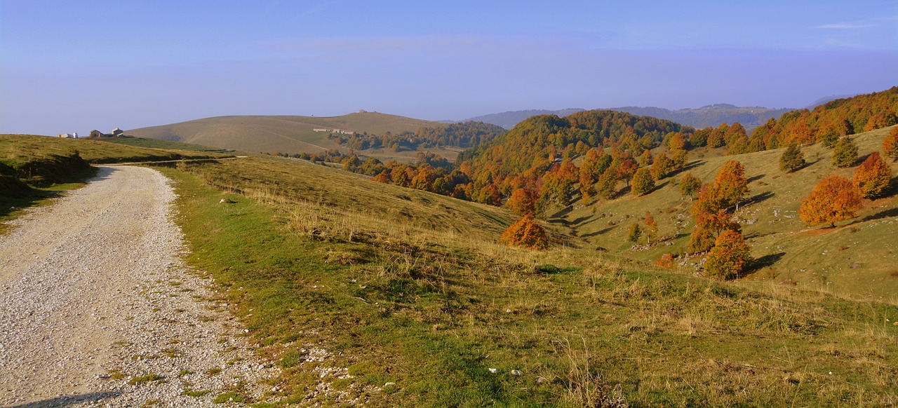 Ekskursija, Medžiai, Ruduo, Takas, Kalnas, Europinis Kelias, E5, Lessinia, Italy, Nemokamos Nuotraukos