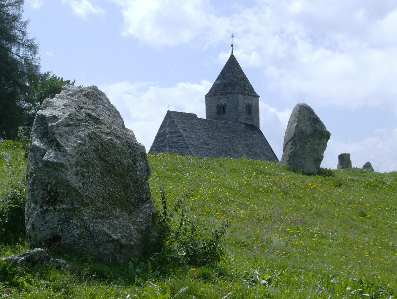 Falera, Megaliths, Bažnyčia, Remigijus, Galios Vieta, Nemokamos Nuotraukos,  Nemokama Licenzija