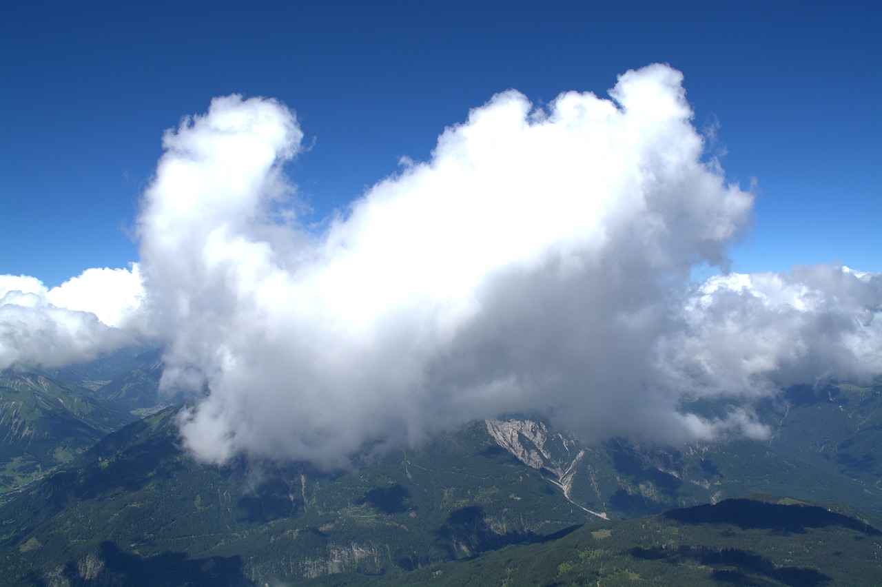 Far Right, Rytų Alpės, Zugspitze, Debesis, Alpių, Kalnas, Bavarija, Kalnų Peizažas, Aukščiausių Kalnų, Vaizdas