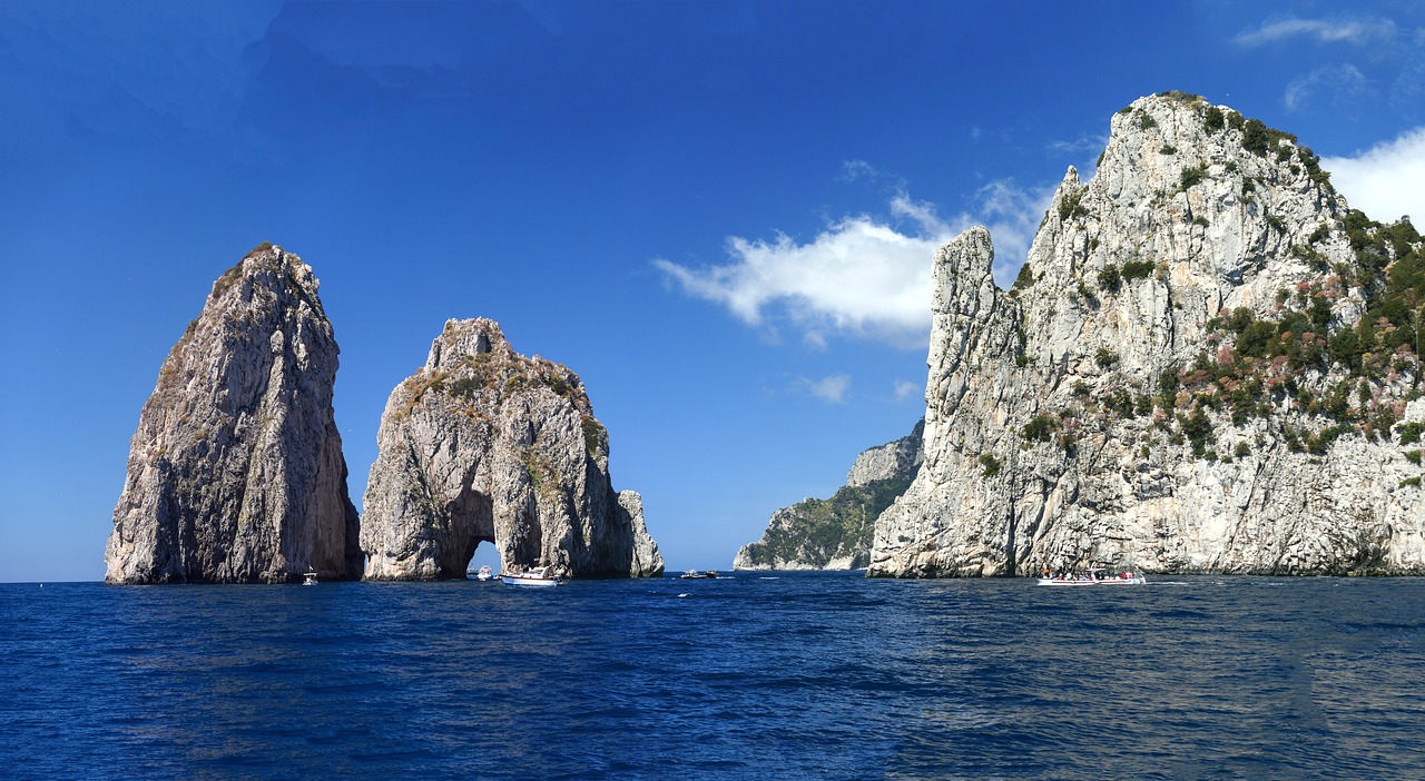 Faraglioni, Rokas, Capri, Italy, Panorama, Kranto, Viduržemio Jūros, Vanduo, Tranzitas, Tunelis