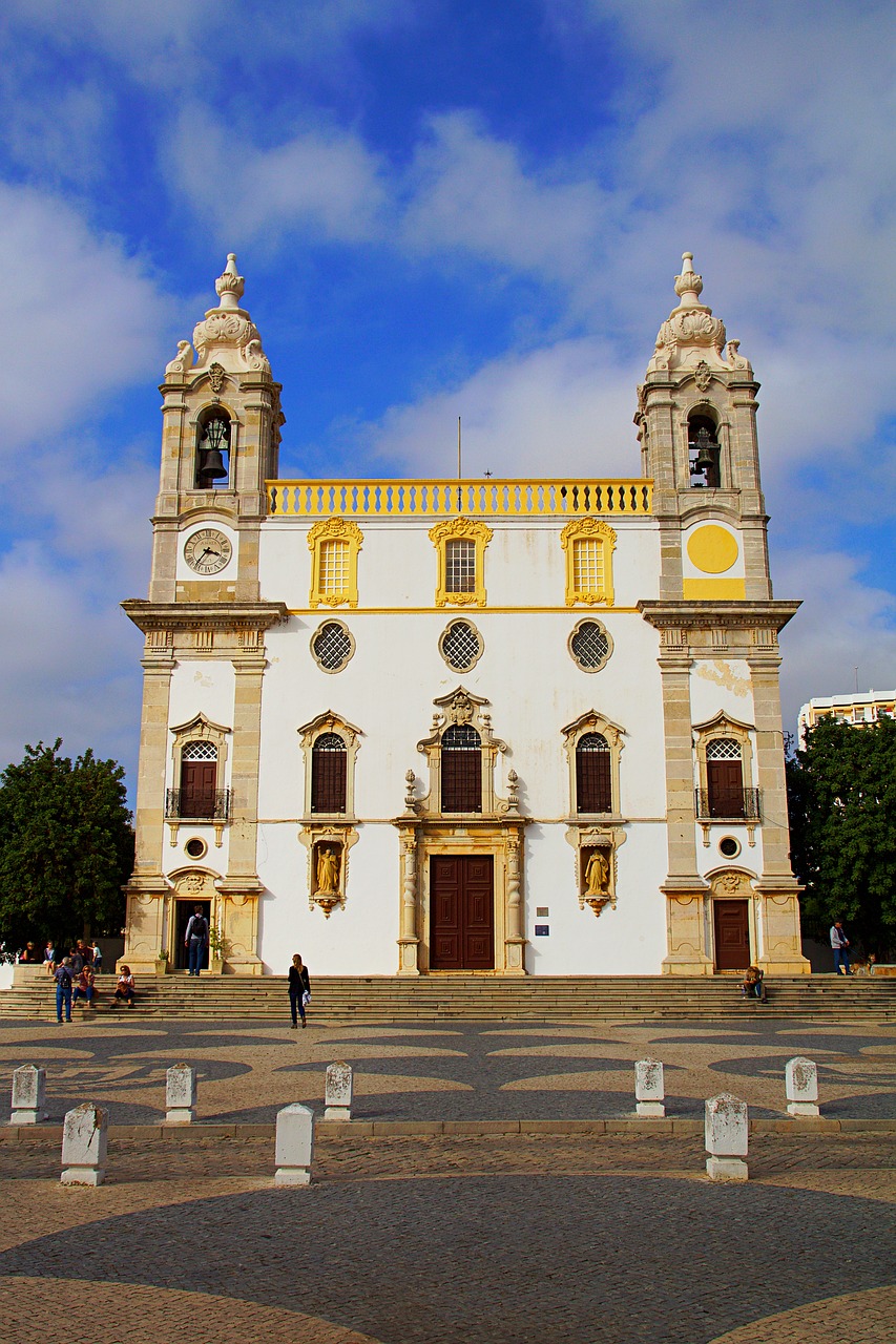 Faro, Portugal, Algarve, Kaulo Koplyčia, Bažnyčia, Mėlynas Dangus, Vasara, Garbinimo Namai, Architektūra, Pastatas