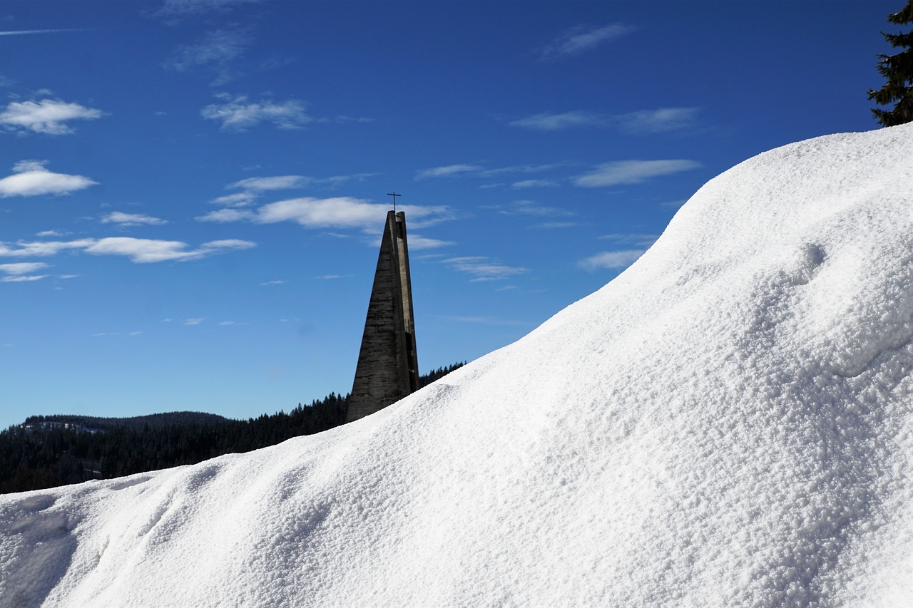 Feldberg,  Bažnyčia,  Religija,  Juodasis Miškas,  Debesys,  Peržiūrėti,  Sniegas,  Dangus,  Sniego Kraštovaizdis,  Atšiaurus