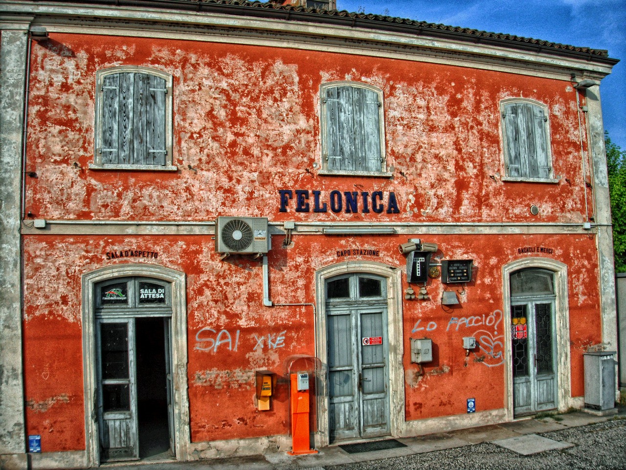 Feloncia, Italy, Traukinių Stotis, Senas, Ištemptas, Depas, Traukinys, Kelionė, Gabenimas, Hdr