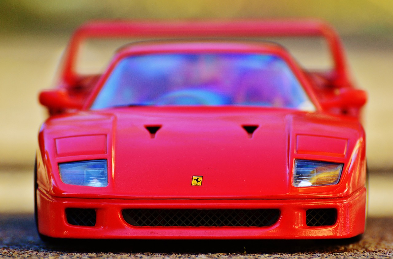 Ferrari, Lenktyninis Automobilis, Modelis Automobilis, Sportinė Mašina, Vaizdas Iš Priekio, Transporto Priemonė, Raudona, Lenktynės, Brangus, Vairuoti