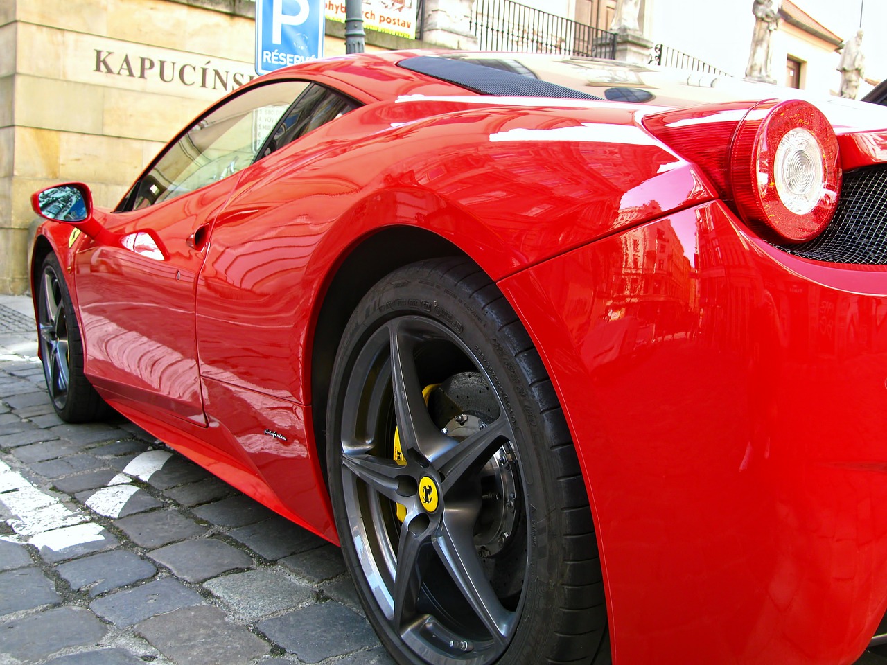 Ferrari, Brno, Lenktyninis Automobilis, Automobiliai, Transporto Priemonės, Varikliai, Automobiliai, Greitai, Galia, Raudona