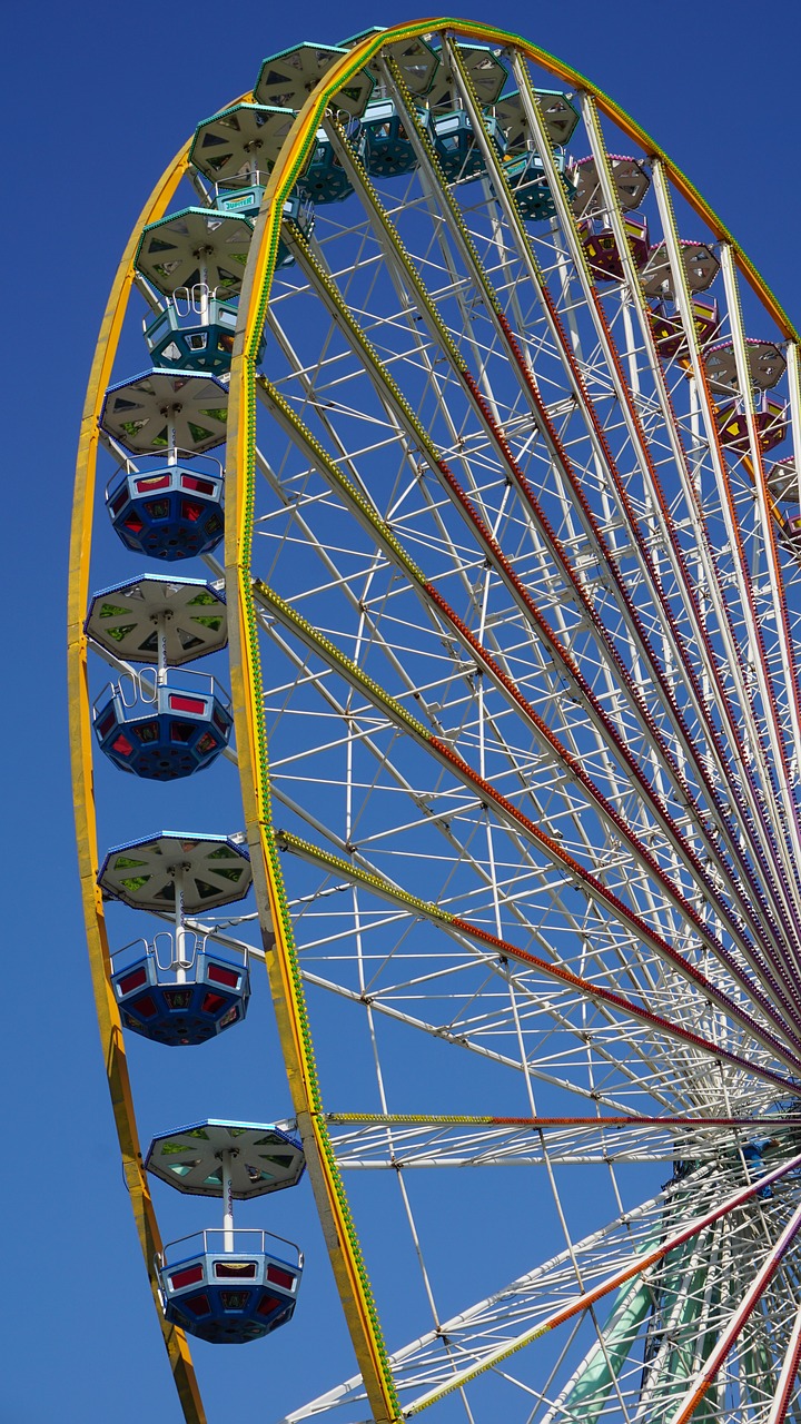 Ferris Ratas, Šviesus, Liaudies Šventė, Oktoberfest, Metų Rinka, Karuselė, Žibintai, Linksma, Važiuoja, Laisvalaikis