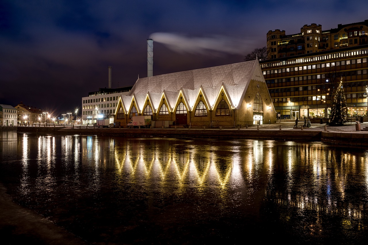 Feskekyrkan, Fiskekyrka, Gothenburg, Naktis, Miestas, Vanduo, Kanalas, Vaizdas, Miesto Panorama, Švedija