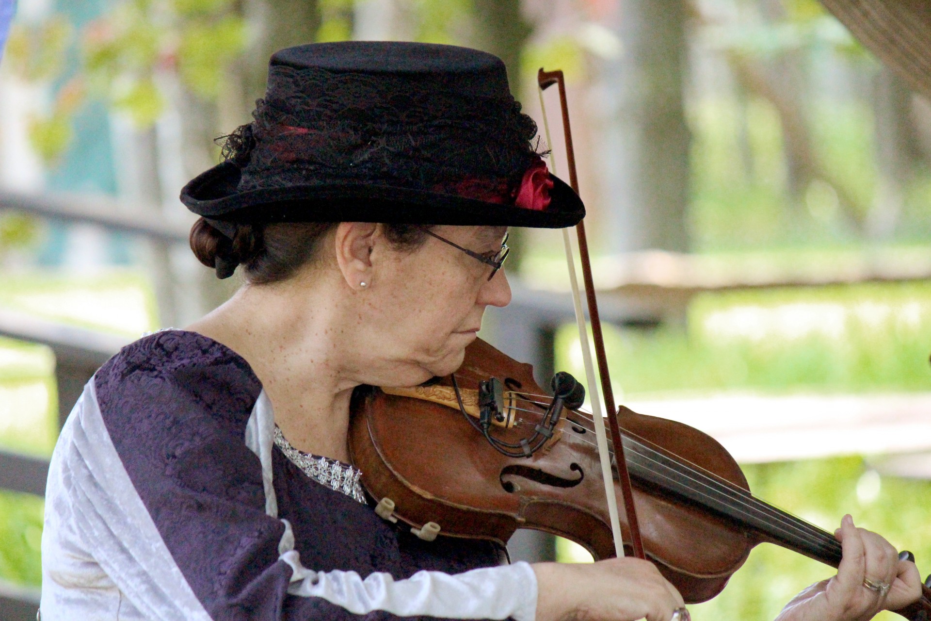 Fiddler,  Smuikas,  Smuikas,  Muzikantas,  Moteris,  Lady,  Muzika,  Moteris & Nbsp,  Skrybėlę,  Skrybėlę