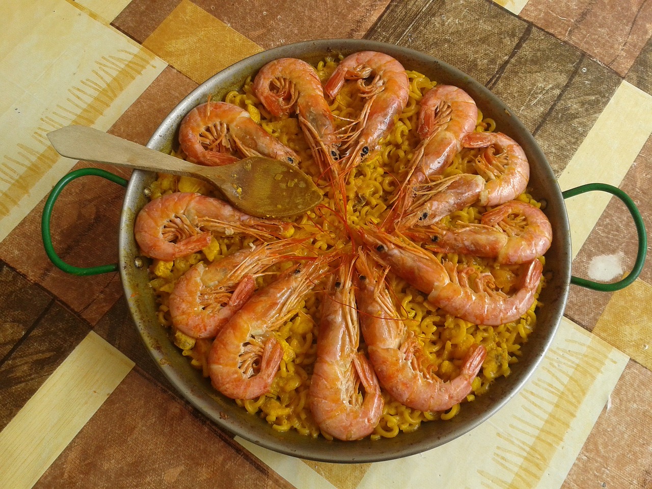 Fideua, Valensija, Paella, Skanus, Krevetės, Tradicinis, Viduržemio Jūros, Šafranas, Ispanija, Valencian Paella