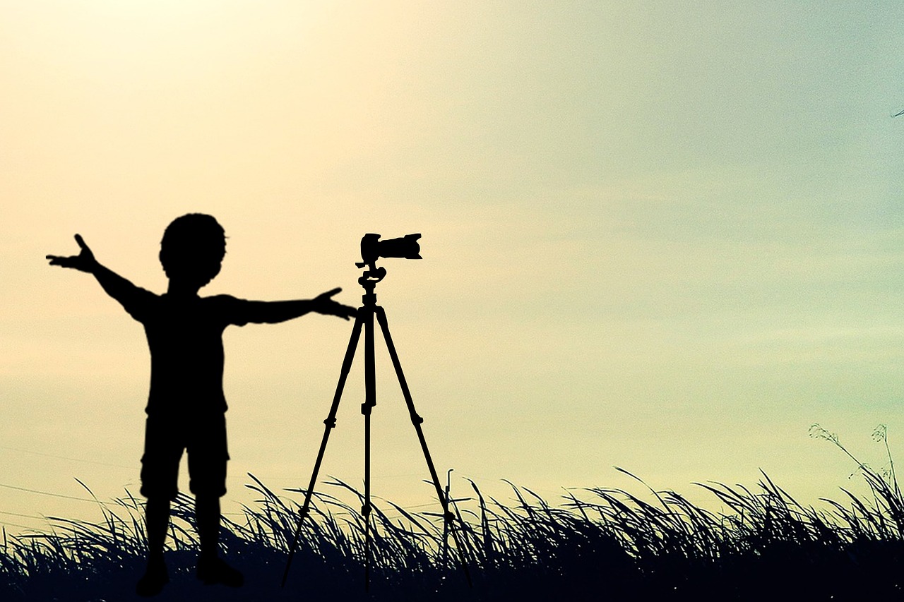 Filmavimas,  Vaikas,  Siluetas,  Fotografijos,  Vaikai,  Talentas,  Fotografas,  Kamera,  Žaislai,  Mielas