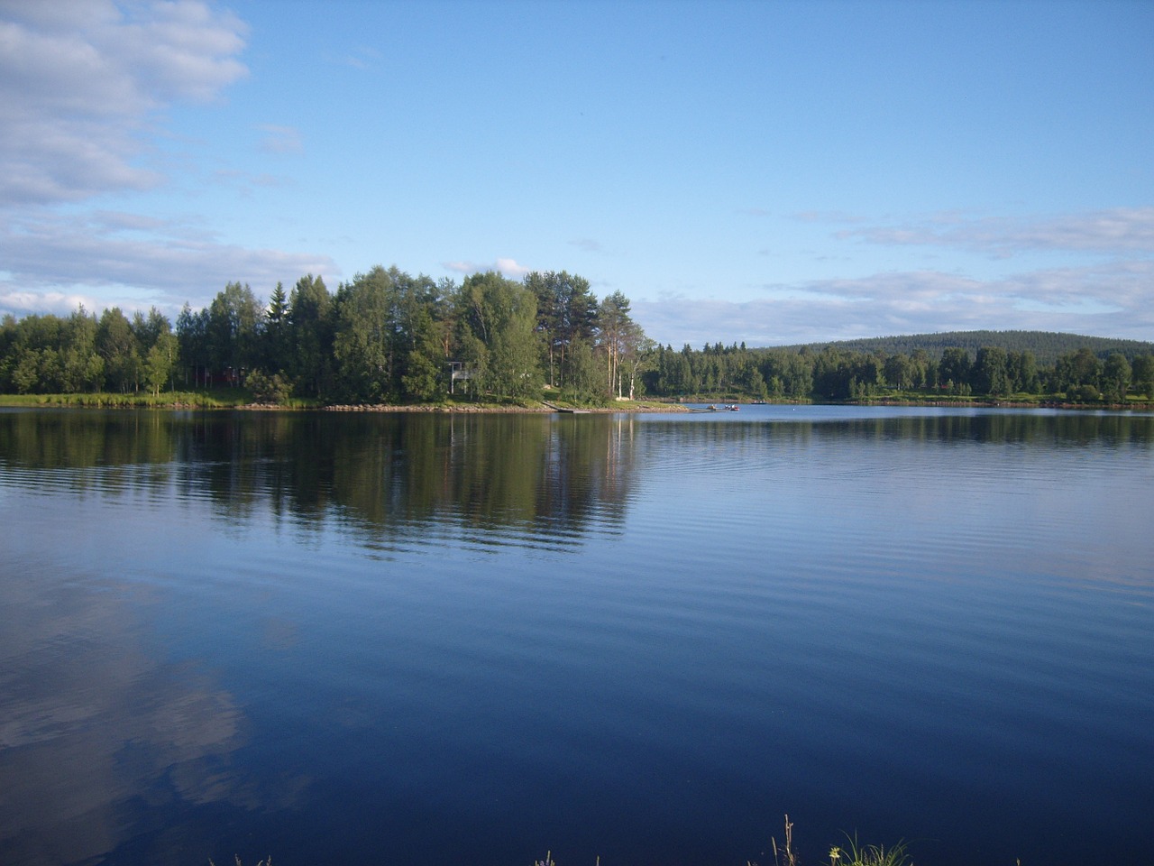 Finland, Ežeras, Apmąstymai, Miškas, Eglė, Miško Ežeras, Nemokamos Nuotraukos,  Nemokama Licenzija