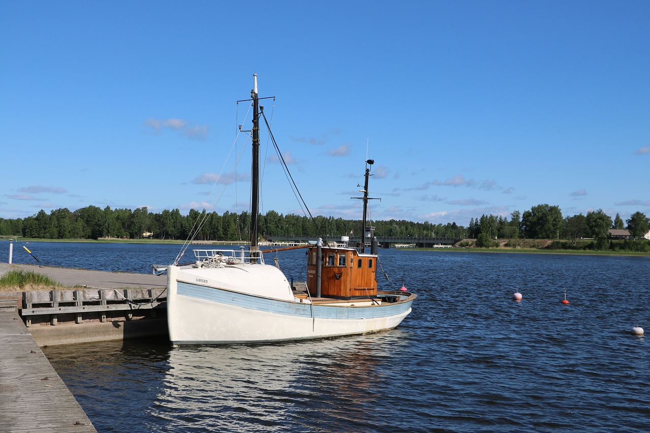 Suomių,  Ąžuolo Sala,  Uosto,  Vasara,  Turizmas,  Traleris,  Žvejybos Laivas,  Laivas,  Jūra, Nemokamos Nuotraukos