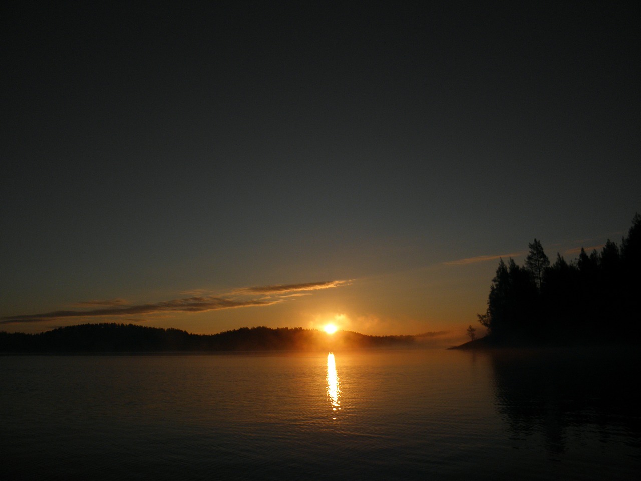 Suomių, Savonlinna, Ežeras Finlande, Ežeras, Saulė, Archipelagas, September, Ryto Dangus, Kraštovaizdžio Nuotrauka, Saulėtekis