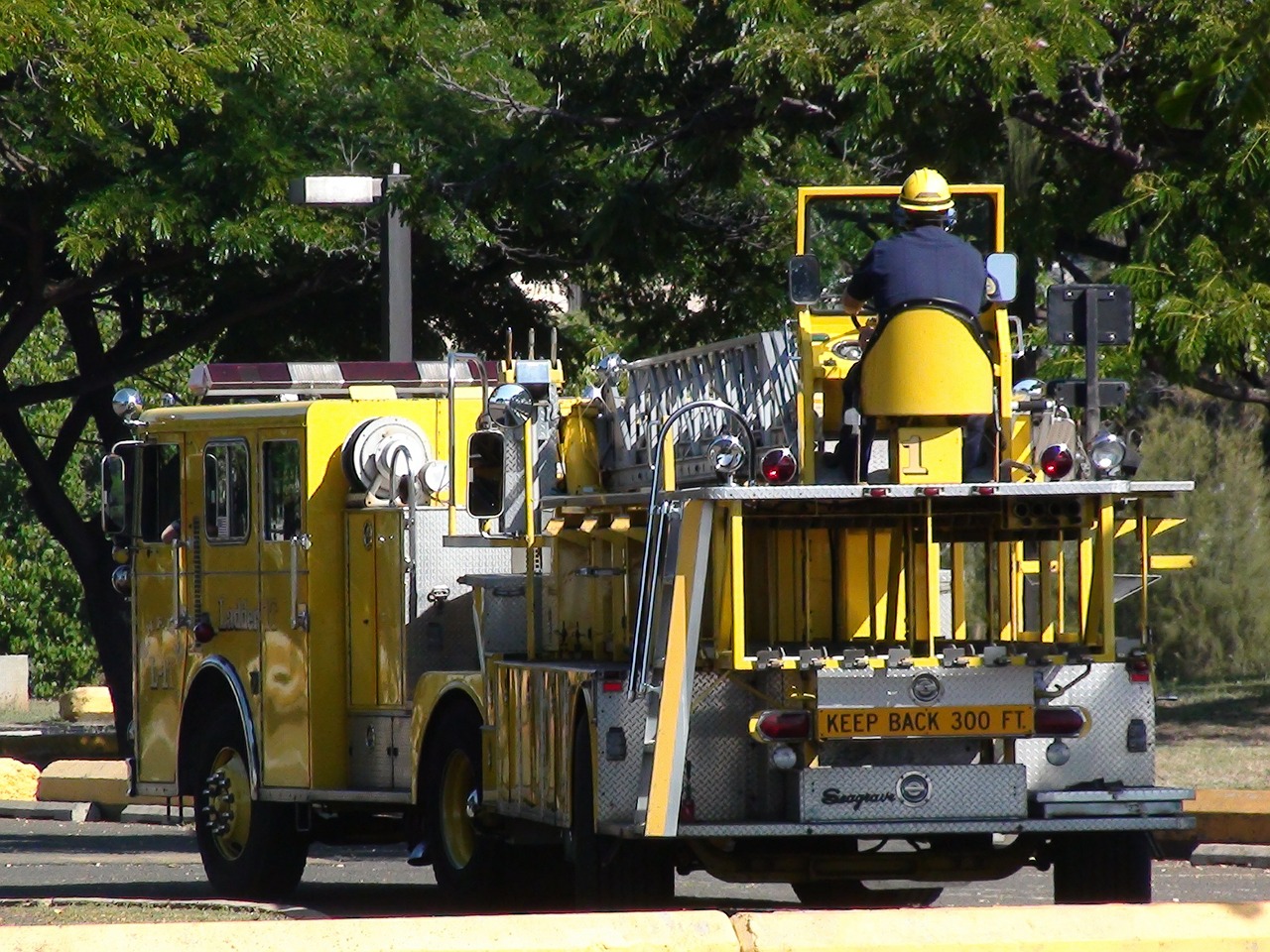 Ugnis, Sunkvežimis, Transporto Priemonė, Gabenimas, Skubus Atvėjis, Variklis, Gaisrininkas, Gelbėjimas, 911, Kopėčios