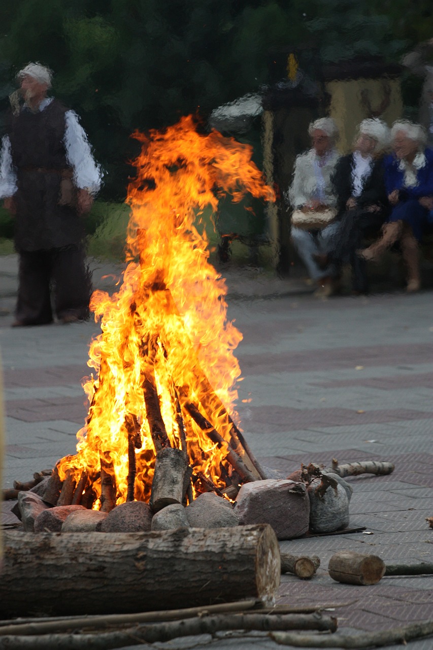 Ugnis, Protrūkis, Raudona, Liepsna, Karštas, Censer, Liepsnos, Švytėjimas, Nemokamos Nuotraukos,  Nemokama Licenzija