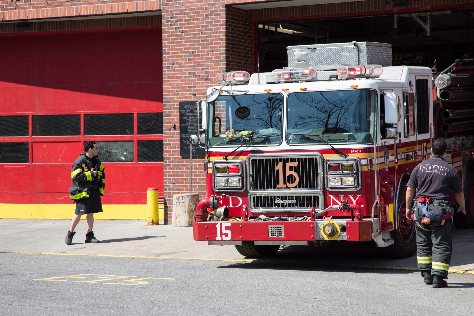 911,  Amerikietis,  Amerikietis,  Pavojus,  Skubus Atvėjis,  Variklis,  Fdny,  Kovotojas,  Ugnis,  Gaisrininkas