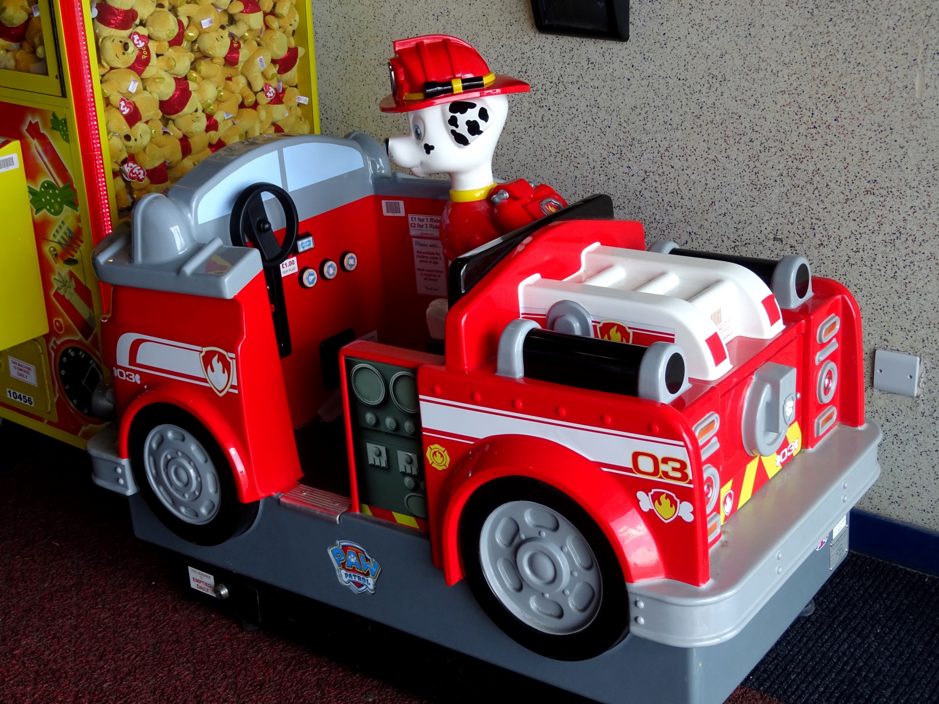 Машина пожарная машина про мальчиков. Пожарная машина Вандерберг 1901. Маквин пожарная машина. Пожарная машина для детей. Пожарные машинки для детей.