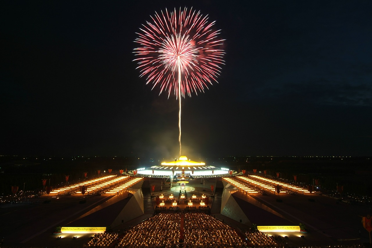 Fejerverkai, Šventykla, Budizmas, Dhammakaya Pagoda, Tailandas, Wat, Phra Dhammakaya, Šventė, Festivalis, Nemokamos Nuotraukos