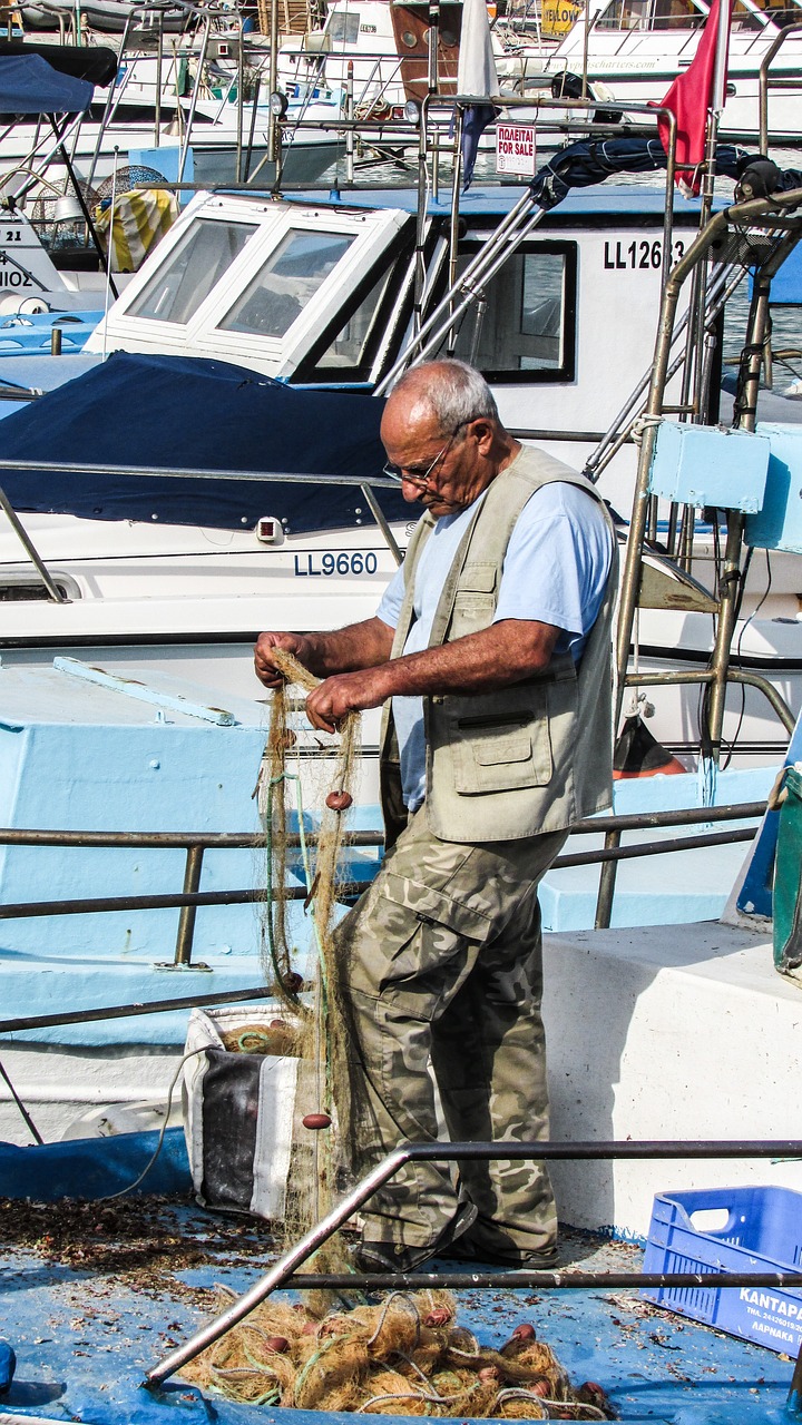 Žvejys, Tinklai, Tvirtinimo Tinklai, Žvejyba, Tradicinis, Uostas, Kipras, Ayia Napa, Nemokamos Nuotraukos,  Nemokama Licenzija