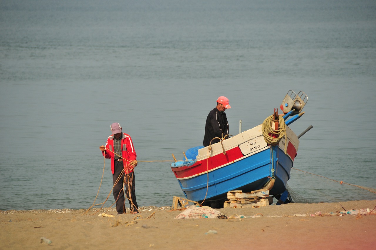 Žvejys, Jūra, Neto, Valtis, Oued Laou, Marokas, Nemokamos Nuotraukos,  Nemokama Licenzija