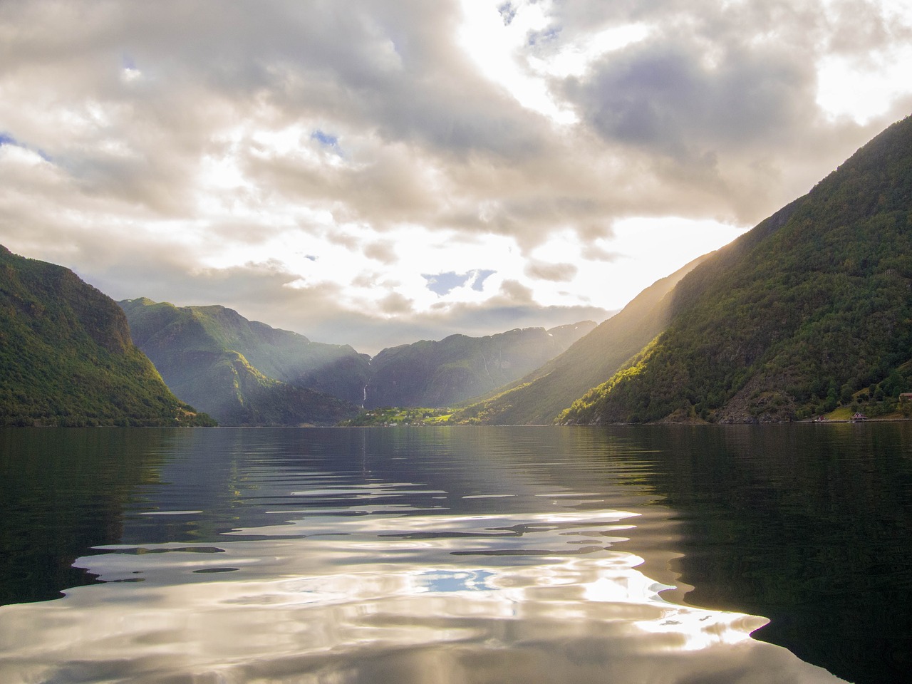 Fjordas, Norvegija, Vanduo, Gamta, Vaizdas, Žygis, Kraštovaizdis, Miškas, Skandinavija, Laivo Kelionė