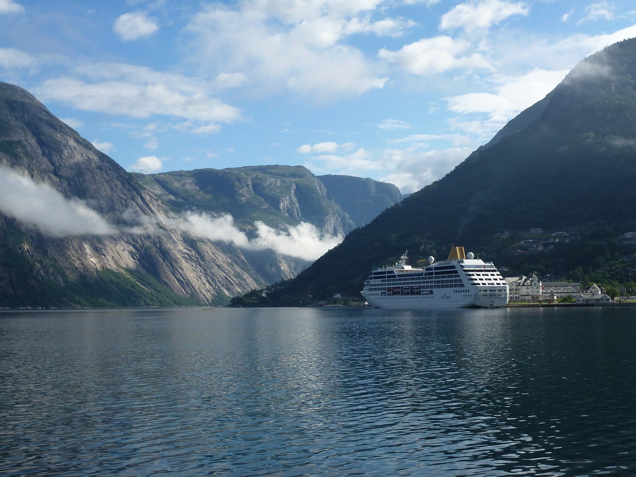 Fjordas, Vanduo, Jūra, Norvegija, Vasara, Kelionė, Kalnas, Norvegų, Turizmas, Debesys