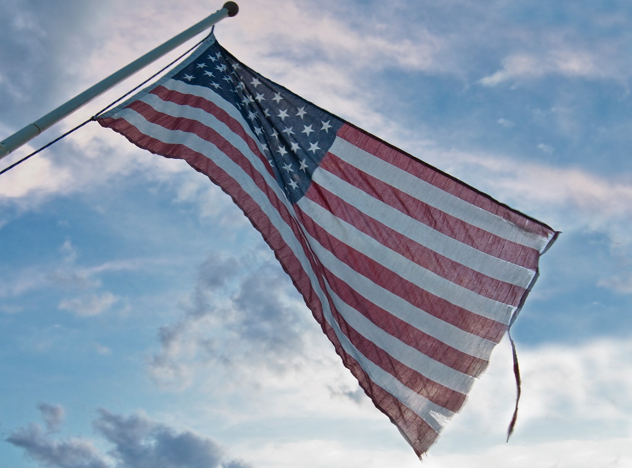 Vėliava, Dangus, Patriotizmas, Usa Flag, Amerikos Vėliava, Nemokamos Nuotraukos,  Nemokama Licenzija