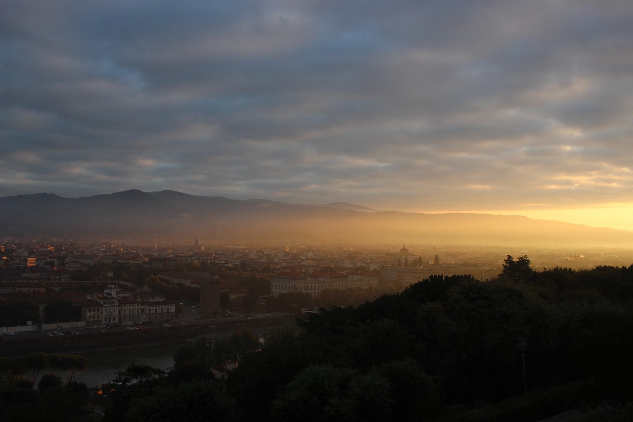 Florencija, Saulėtekis, Rūkas, Italy, Romantika, Spinduliai, Aušra, Dangus, Apšvietimas, Nemokamos Nuotraukos