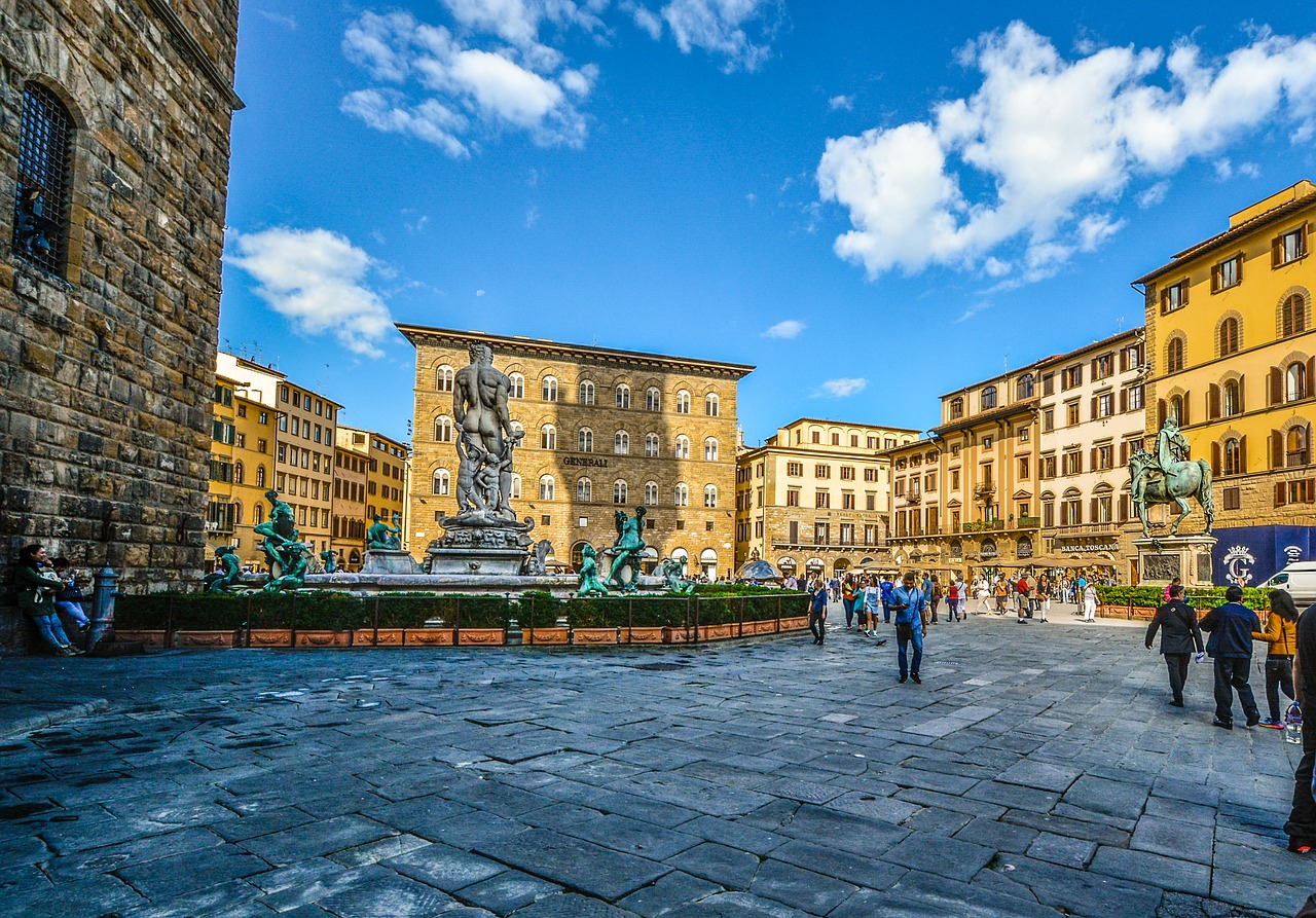 Florencija, Firenze, Piazza, Statula, Kvadratas, Mėlynas, Dangus, Turizmas, Kelionė, Toskana