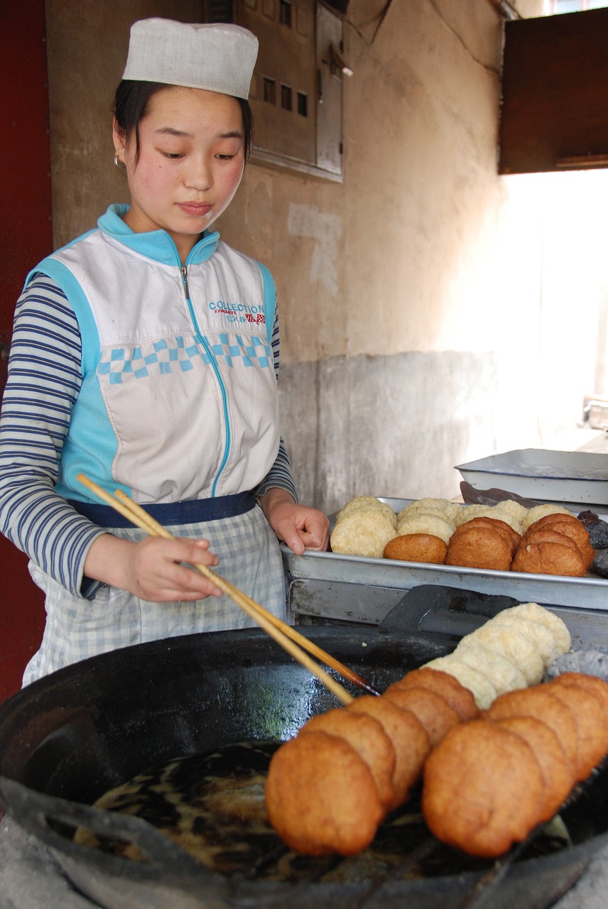 Maistas, Kinija, Moteris, Virimo, Gatvė, Užkandis, Duona, Keptas, Lazdelės, Nemokamos Nuotraukos