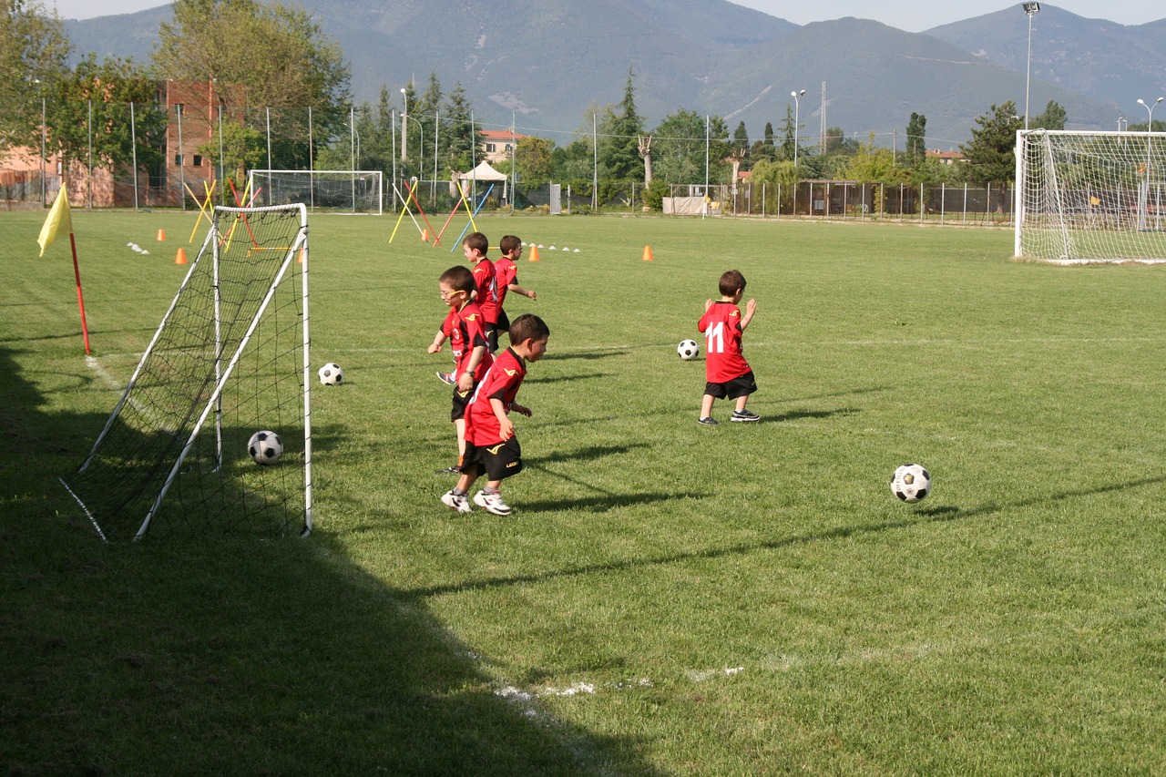 Futbolas, Vaikai, Žaidimas, Sportas, Nemokamos Nuotraukos,  Nemokama Licenzija