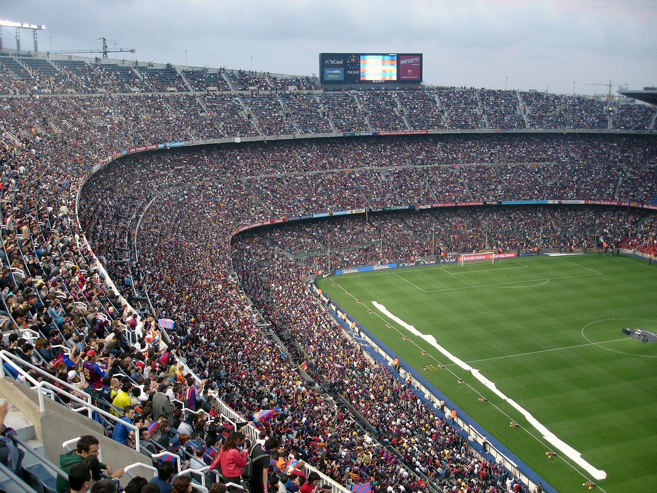 Futbolo Stadionas, Stadionas, Futbolas, Stovykla Nou, Barcelona, Sportas, Žiūrovai, Auditorija, Minios, Grandstand