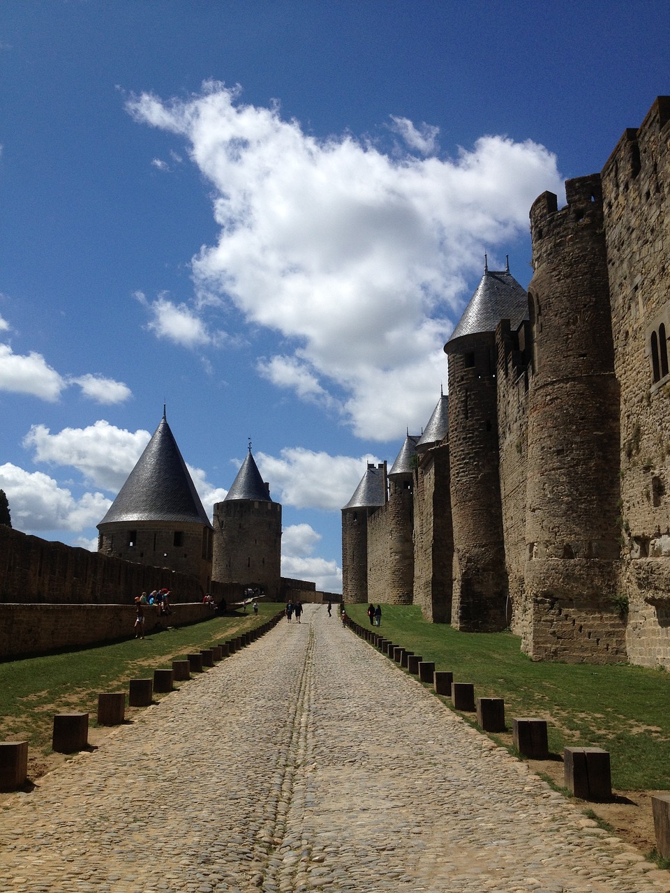 Tvirtovė, Carcassonne, Širas, Viduramžių Citadelė, France, Upė, Istorinis, Stiprus Miestas, Architektūros Ansamblis, Strateginė Pozicija