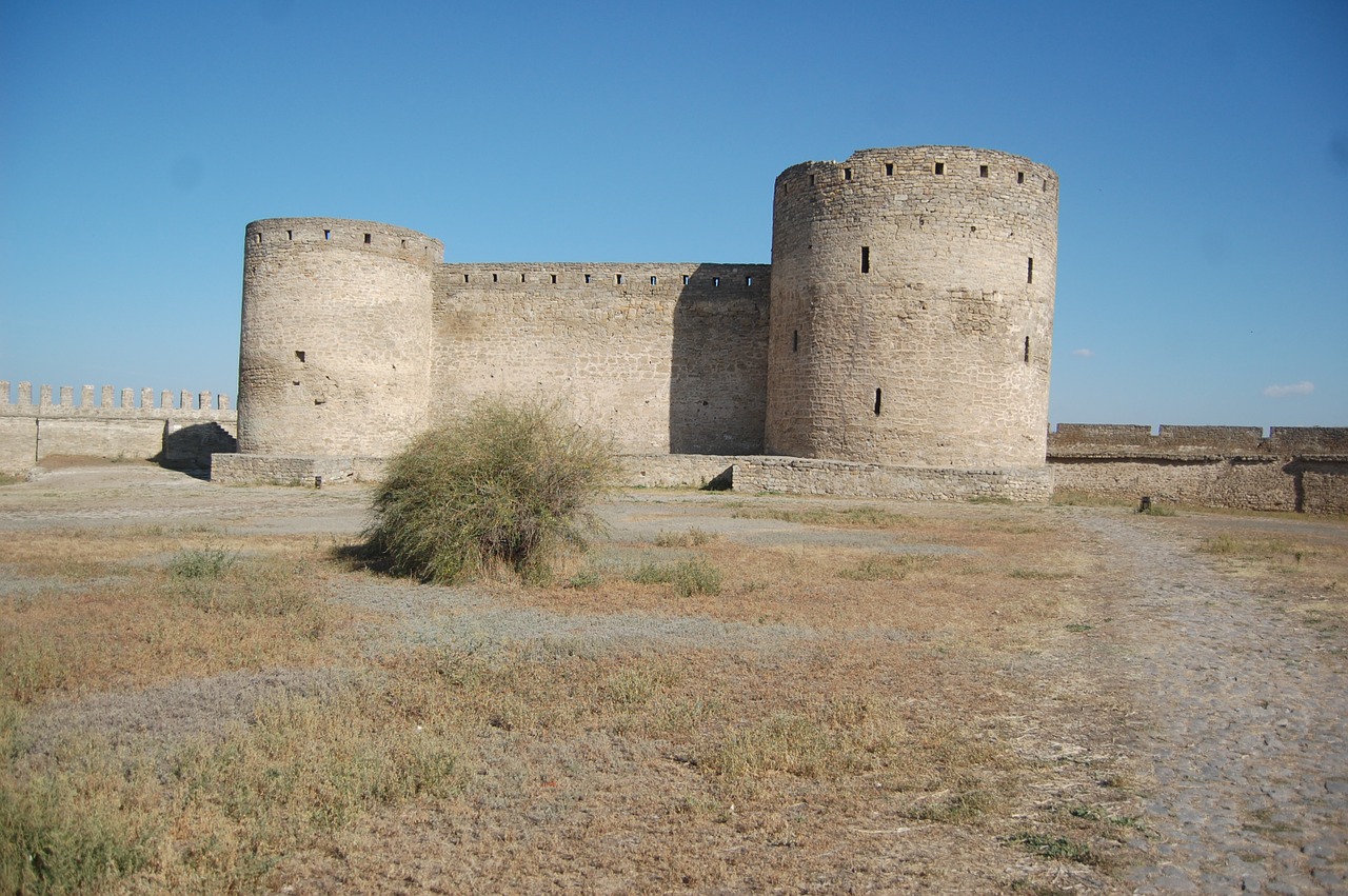 Tvirtovė, Pilis, Architektūra, Pastatas, Istorija, Diena, Bokštas, Mėlynas Dangus, Ruduo, Ukraina