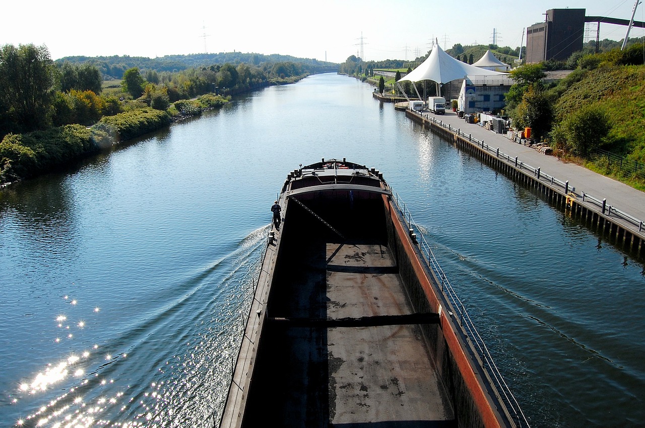 Frachtschiff, Krovinys, Kanalas, Laivas, Rhine Herne Kanalas, Tiltas, Gelsenkirchen, Buga, Ruhr Area, Industrinis Parkas