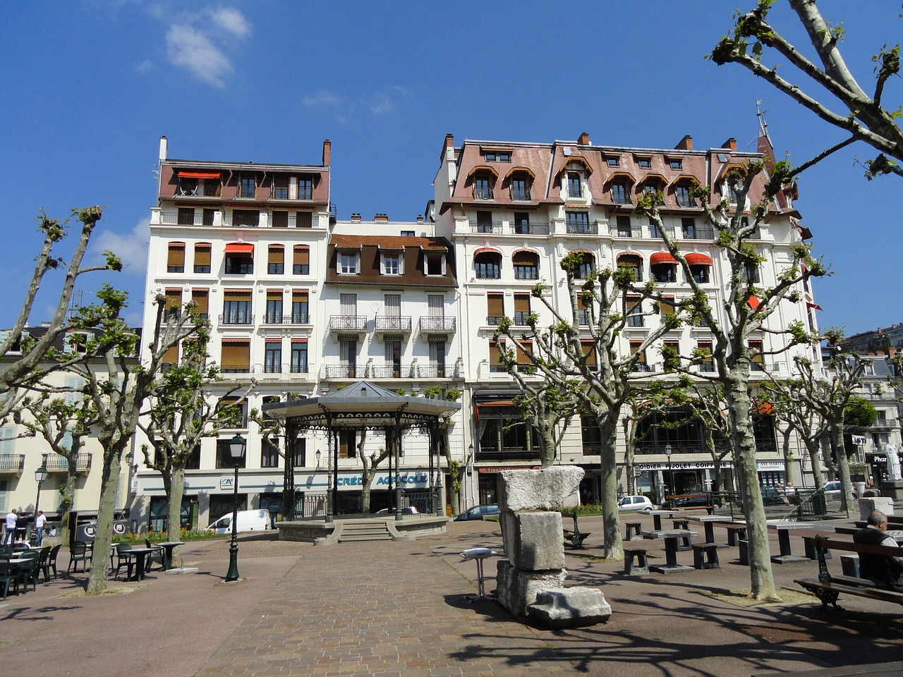 France, Aix-Les-Bains, Miestas, Miesto, Pastatai, Struktūros, Architektūra, Dangus, Debesys, Medžiai