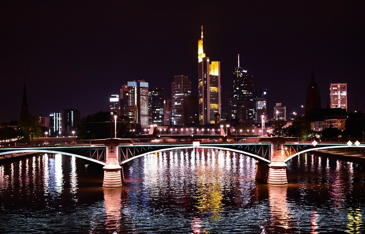 Frankfurtas, Vokietija, Naktis, Atspindys, Tiltas, Pagrindinė Upė, Panorama, Pastatai, Architektūra, Dangoraižiai