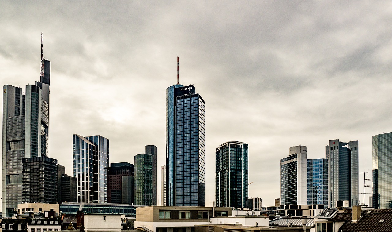 Frankfurtas, Panorama, Dangoraižis, Dangoraižiai, Mainhattan, Miestas, Miesto Panorama, Architektūra, Hochaeuser, Vokietija